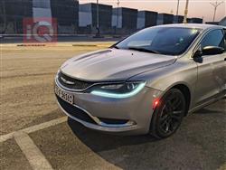 Chrysler 200